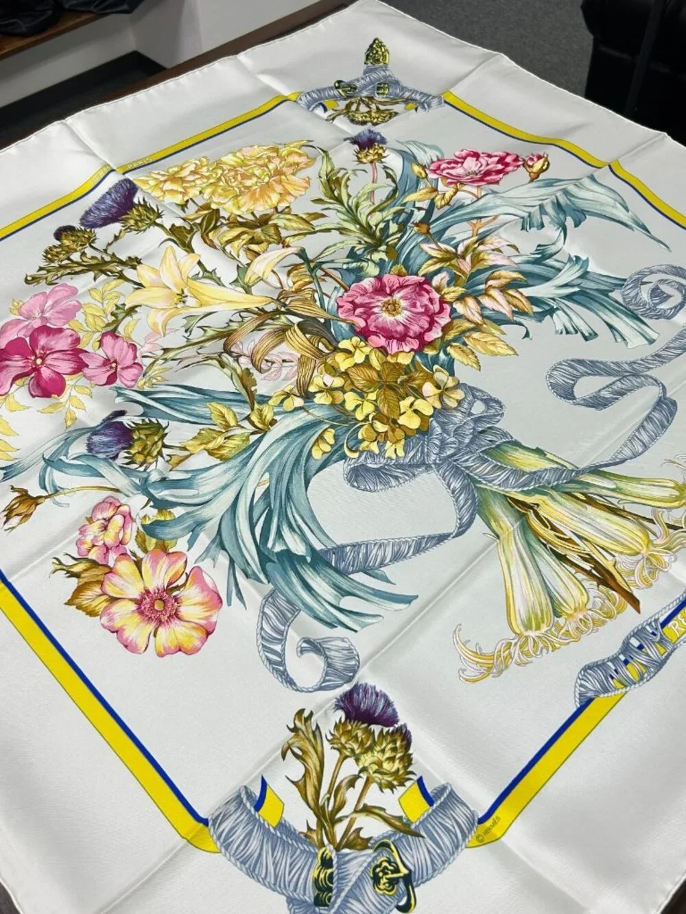 Hermes Silk Carre 90 Scarf Regina